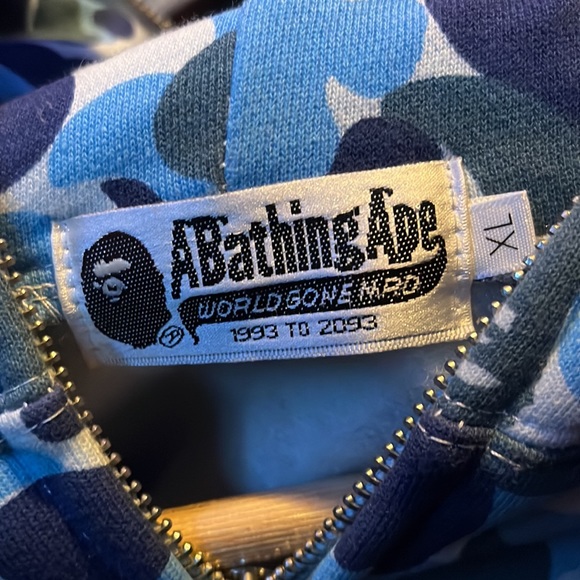 BAPE ABC shark full zip hoodie ( xl) - Picture 4 of 6